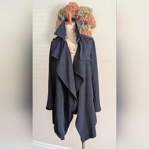 Zara stylish ‎ Lightweight Draped Trench  Coat